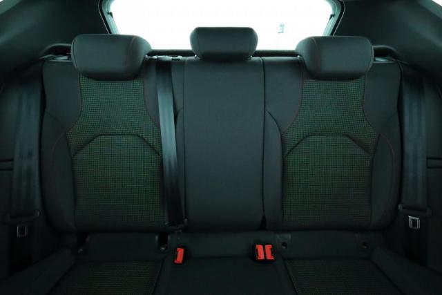Seat Leon image 2