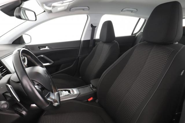 Peugeot 308 image 9