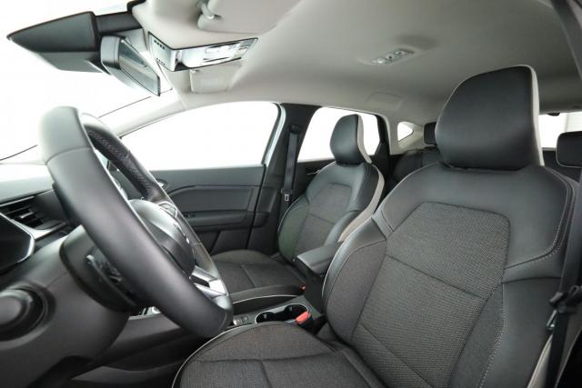 Renault Captur image 9