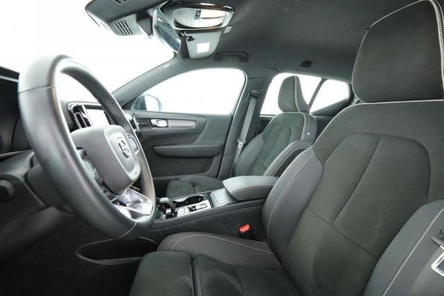 Volvo Xc40 image 8