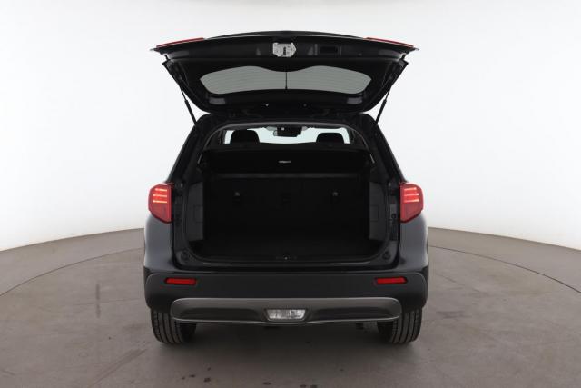 Suzuki Vitara image 8