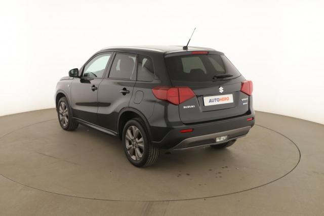 Suzuki Vitara image 3