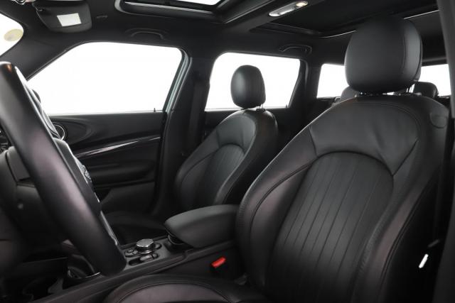 Mini Clubman image 3