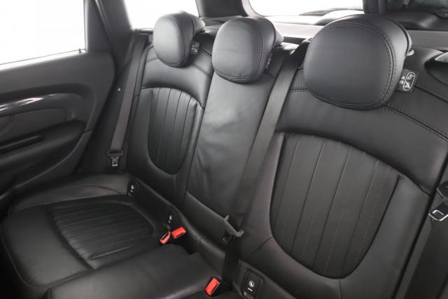 Mini Clubman image 6