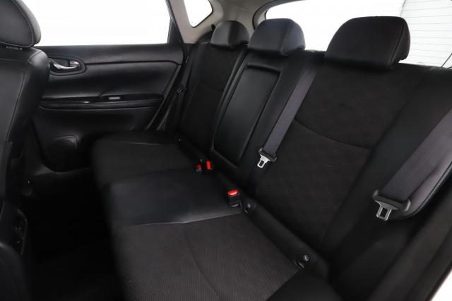 Nissan Pulsar image 7