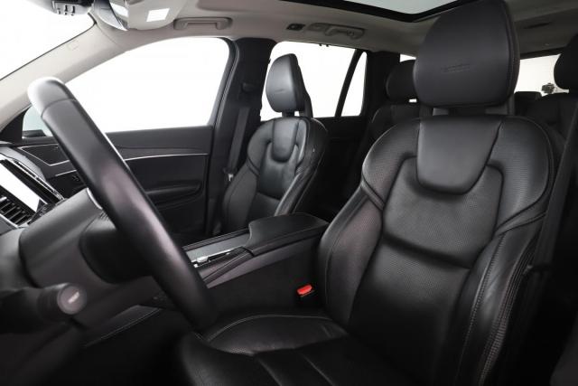 Volvo Xc90 image 2