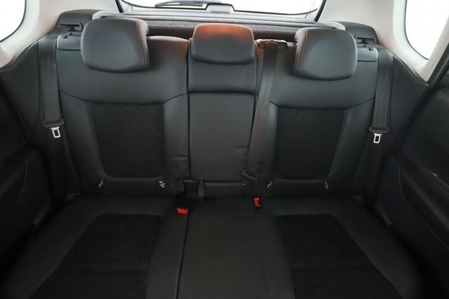 Peugeot 3008 image 8