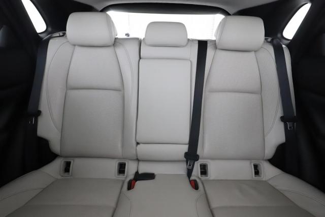 Mazda Cx-30 image 8
