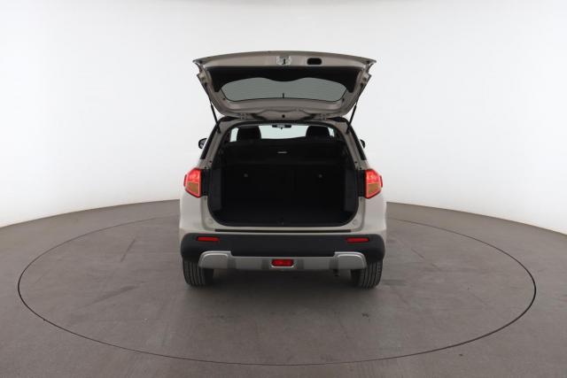 Suzuki Vitara image 9