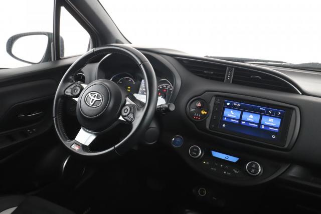 Toyota Yaris image 3