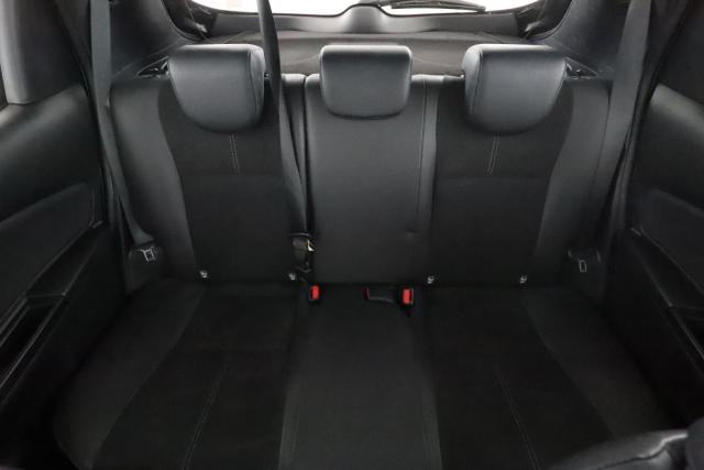 Toyota Yaris image 8