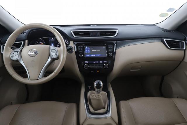 Nissan X-Trail image 2