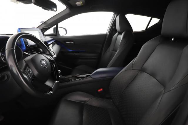 Toyota C-Hr image 4