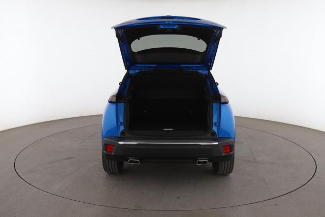 Peugeot 2008 image 2