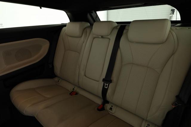 Land Rover Range Rover Evoque image 6