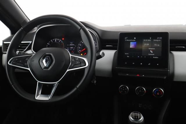 Renault Clio image 8