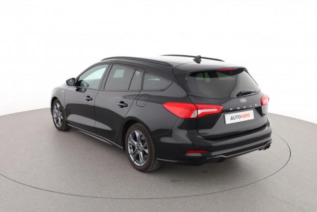 Ford Focus image 8