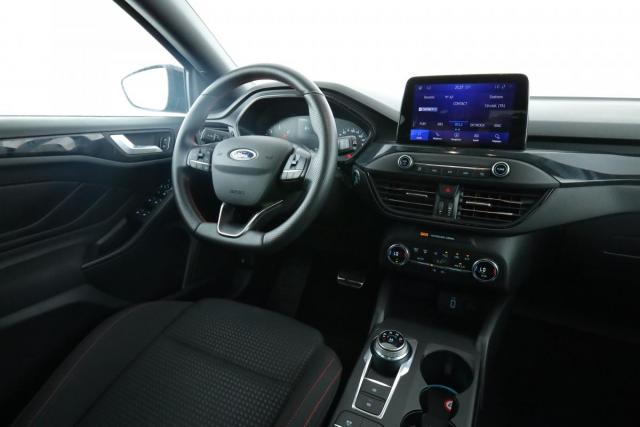 Ford Focus image 9