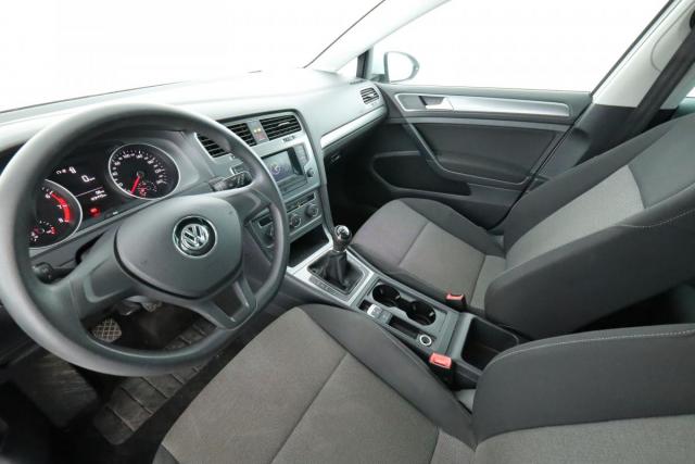 Volkswagen Golf image 5