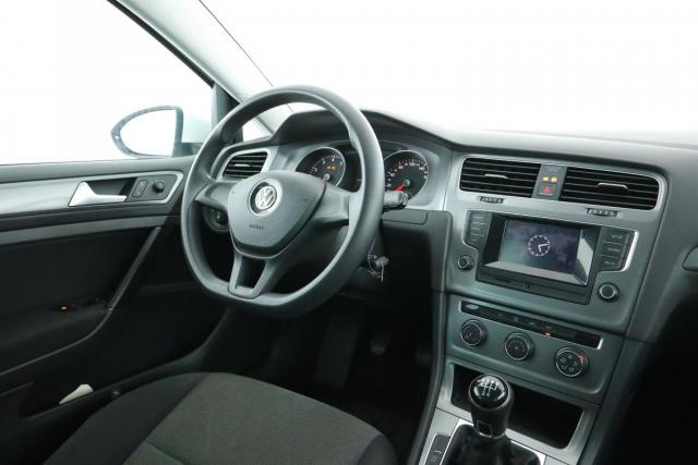 Volkswagen Golf image 6