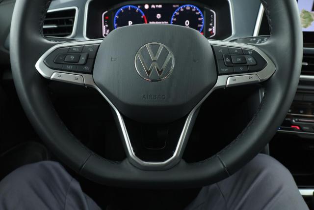 Volkswagen T-Roc image 5