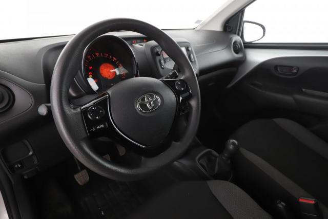 Toyota Aygo image 9