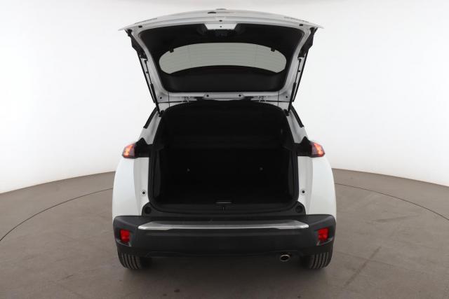 Peugeot 2008 image 1
