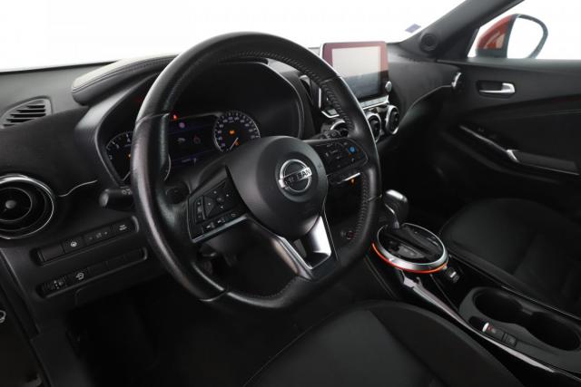 Nissan Juke image 5