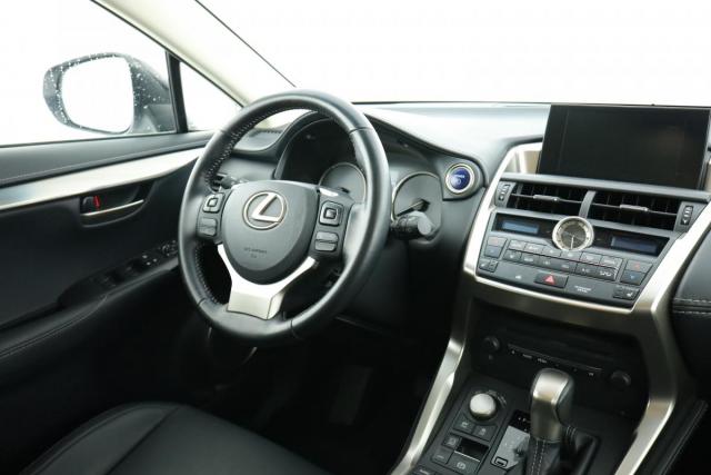 Lexus Nx image 9