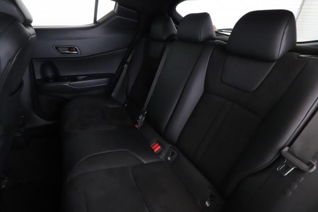 Toyota C-Hr image 3