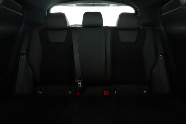 Toyota C-Hr image 5