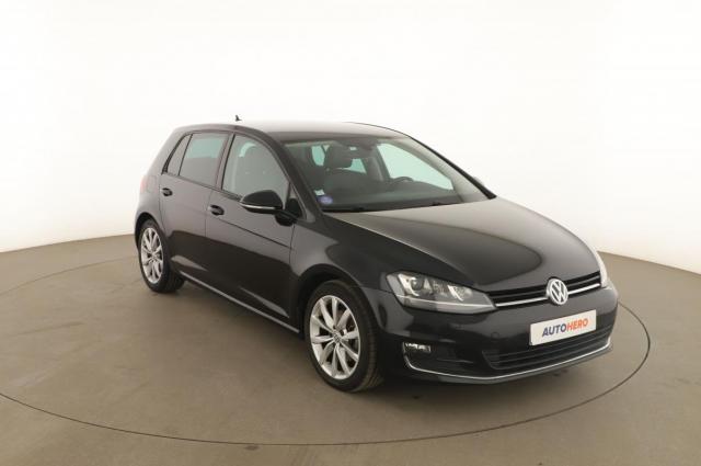 Volkswagen Golf image 9