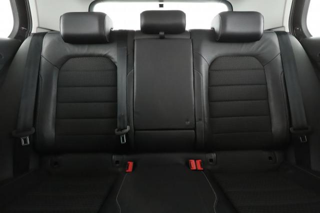 Volkswagen Golf image 7