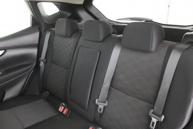 Nissan Qashqai image 1