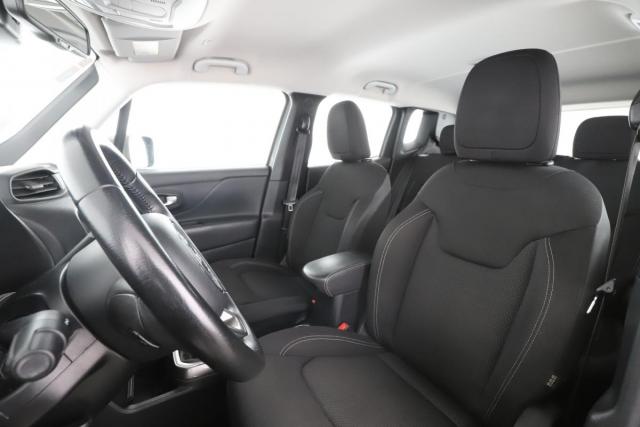 Jeep Renegade image 1