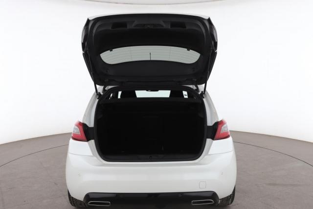 Peugeot 308 image 8
