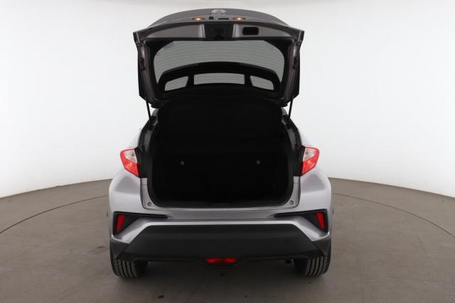 Toyota C-Hr image 1