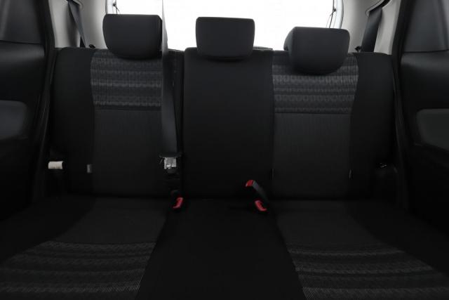 Toyota Yaris image 5