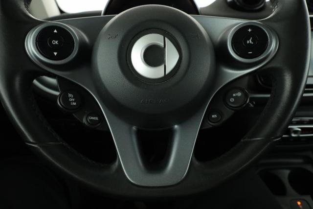 Smart Fortwo image 2