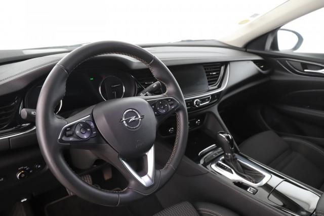 Opel Insignia image 3