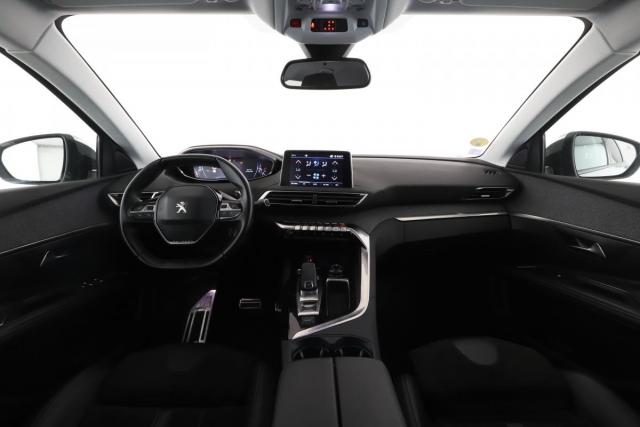 Peugeot 5008 image 2