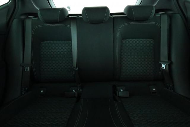 Opel Astra image 6