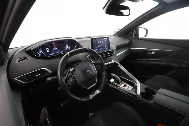 Peugeot 3008 image 2