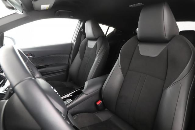 Toyota C-Hr image 3