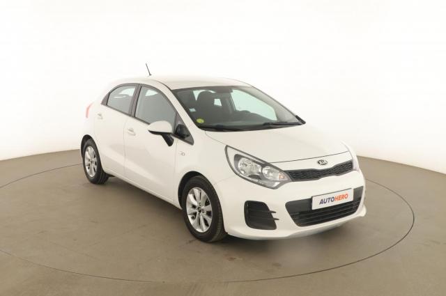 Kia Rio image 4