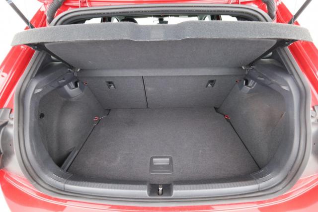 Volkswagen Polo image 8