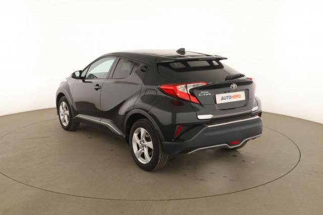 Toyota C-Hr image 6
