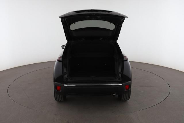 Peugeot 2008 image 3