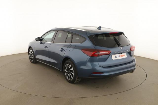 Ford Focus image 8