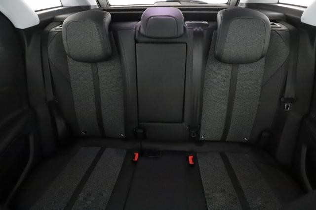 Peugeot 3008 image 2